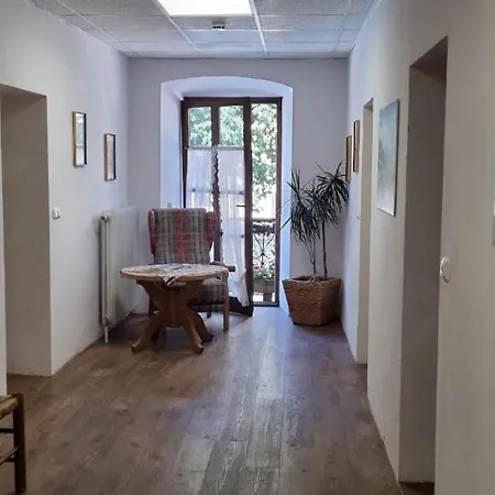 Zum Rassen Pensión 3*